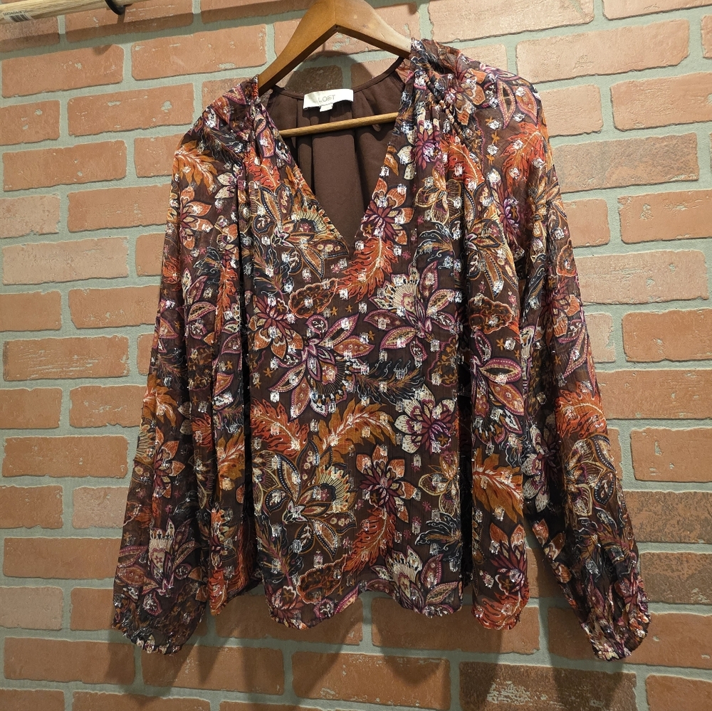 LOFT Multicolor Floral V-Neck Blouse Medium.           ‎   Sku 6 - Picture 2 of 10
